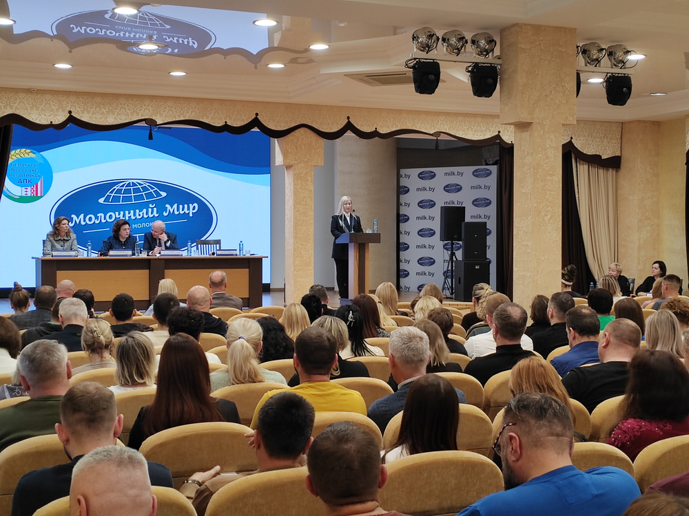 В коллективе Молочного Мира прошло отчётное профсоюзное собрание, на котором была подведена итоговая оценка работы профсоюзной организации за прошедший год. В коллективе Молочного Мира прошло отчётное профсоюзное собрание, на котором была подведена итоговая оценка работы профсоюзной организации за прошедший год.