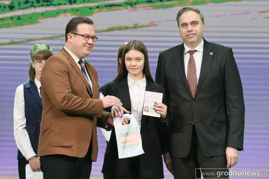 c33ed5ffd30cee9ff28a649931a4ddcf.jpeg c33ed5ffd30cee9ff28a649931a4ddcf.jpeg