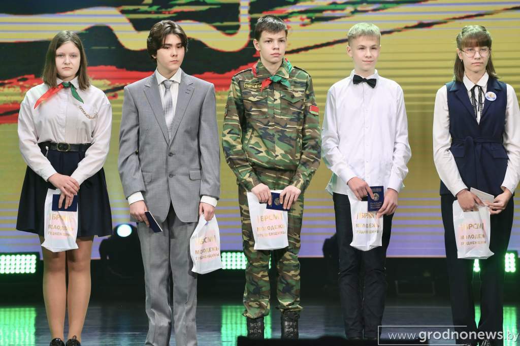 1f743eedaf7aba1406cfd76867c02f37.jpeg 1f743eedaf7aba1406cfd76867c02f37.jpeg