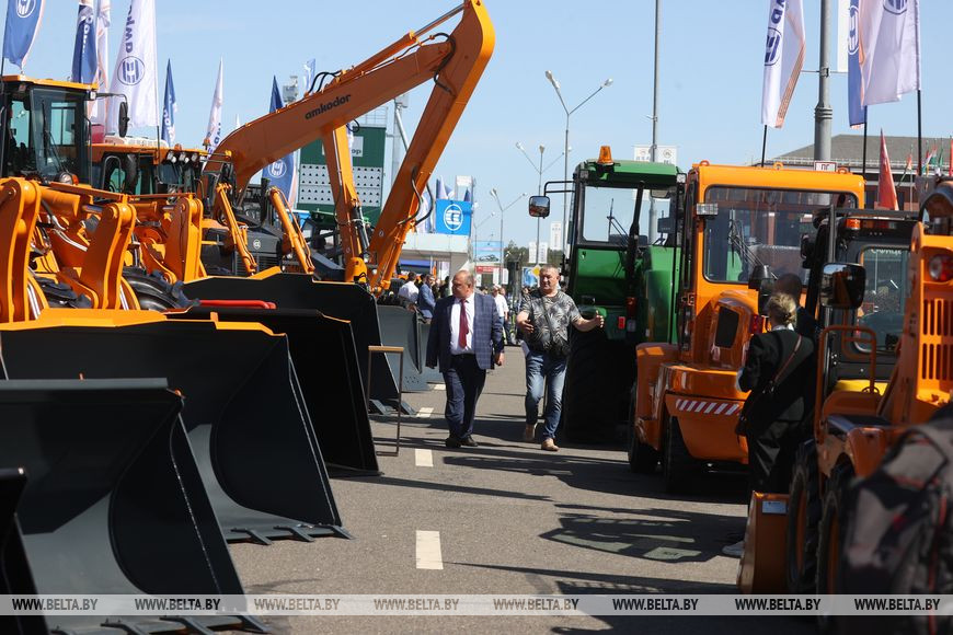 b912end1a7vm4almb5wxhs4x1gcf3978.jpg